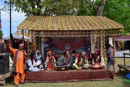 Sindhi Culture Guide - Ajrak, Music, Heritage Traditions